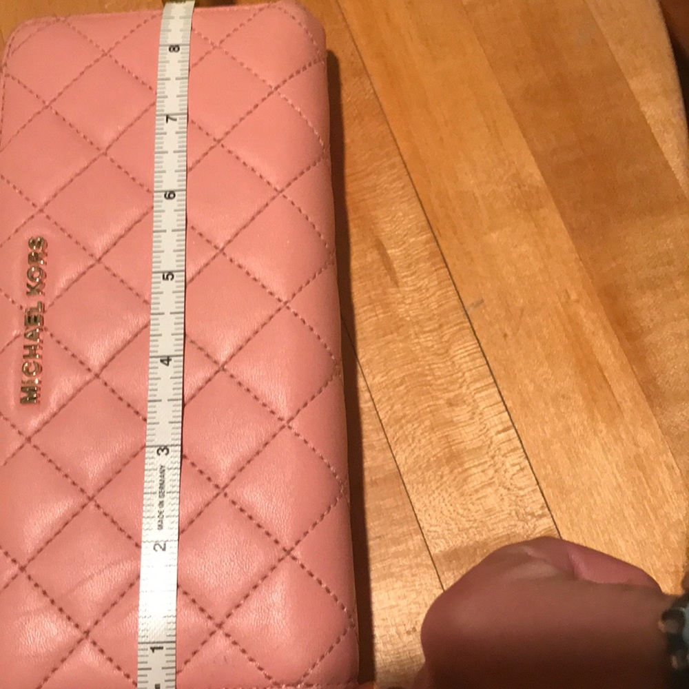Alex quilted Michael Kors wristlet/wallet